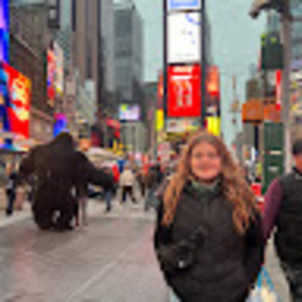 Meet your Posher, Ella